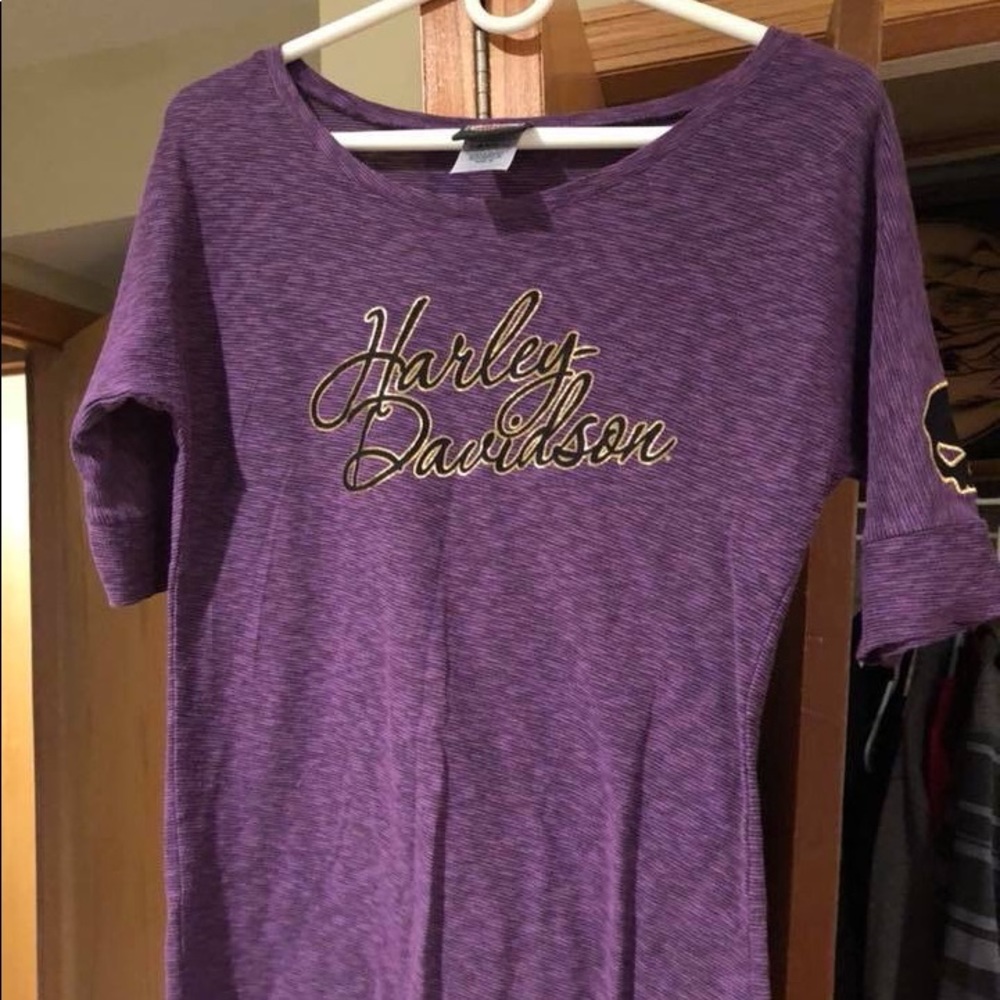 Women’s Harley Davidson shirt M